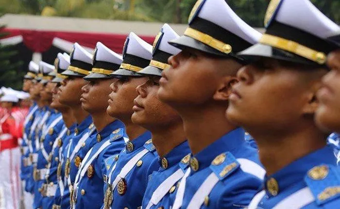 Sekolah Kedinasan sendiri ada berbagai macam, salah satunya yaitu Politeknik Keimigrasian (Poltekim).