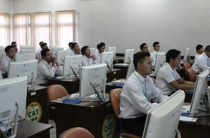 Terkait dengan ketentuan tes SKD CASN 2024, terdapat sebanyak 110 butir soal yang harus diselesaikan dalam waktu 100 menit.