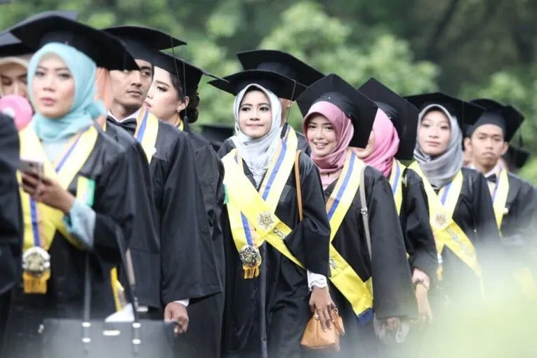 Wisuda UGM
