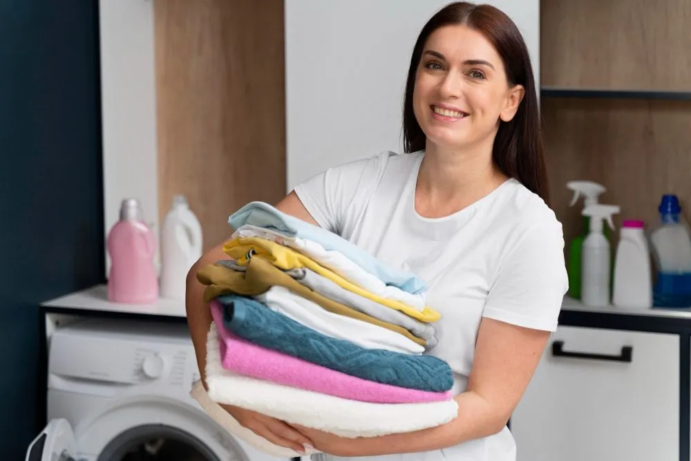 Lantas usaha apa saja yang bisa dikerjakan ibu rumah tangga dari rumah dengan modal kecil dan waktu fleksibel?
