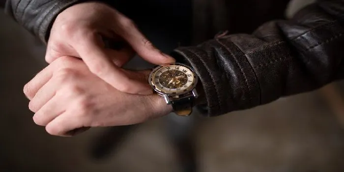 Tes ini mengungkap kepribadian yang dimiliki seseorang berdasarkan kebiasaan dalam menggunakan jam tangan.