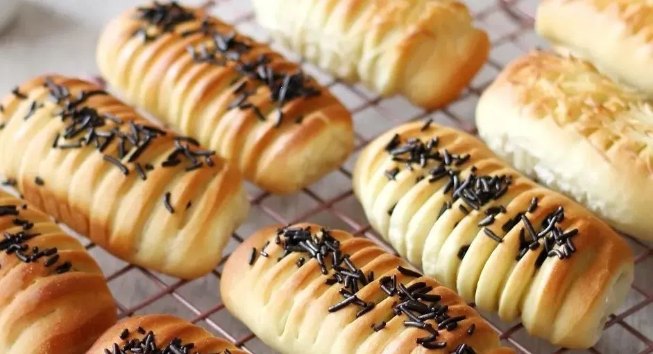 Roti Coklat dan Keju