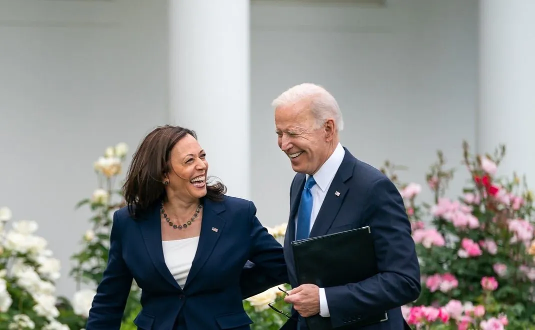 Kamala Harris dan Joe Biden 