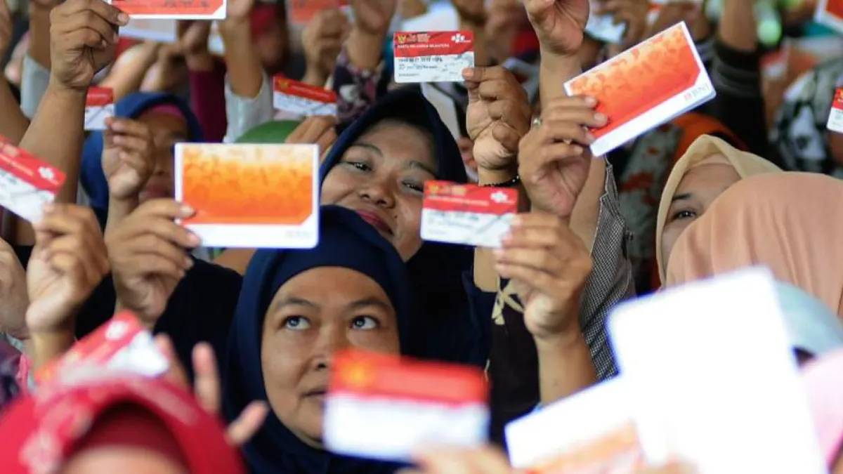 Ternyata, ada sejumlah alasan yang menyebabkan keterlambatan pencairan, terutama terkait perubahan sistem dan teknis penyaluran bantuan.