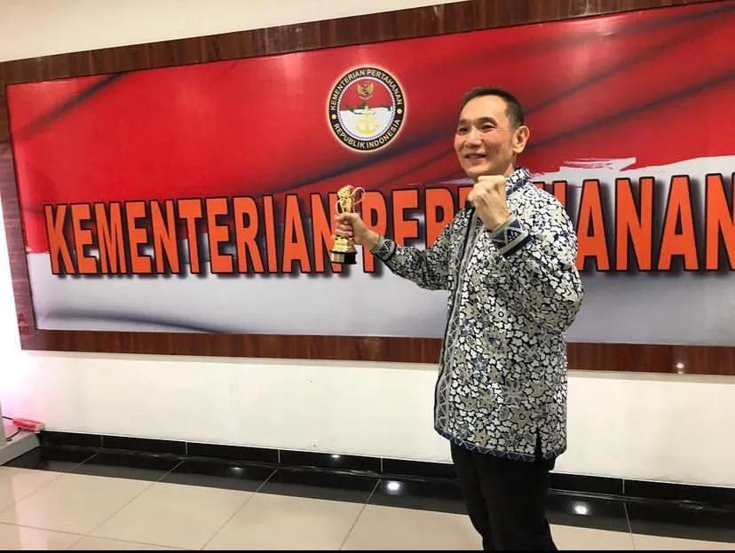 Jusuf Hamka atau Babah Alun.