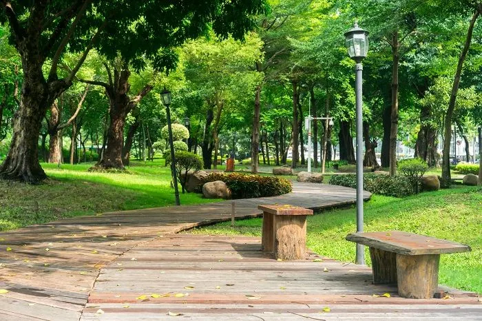Illustrasi. 5 taman kota tercantik dan terbaik di Jakarta