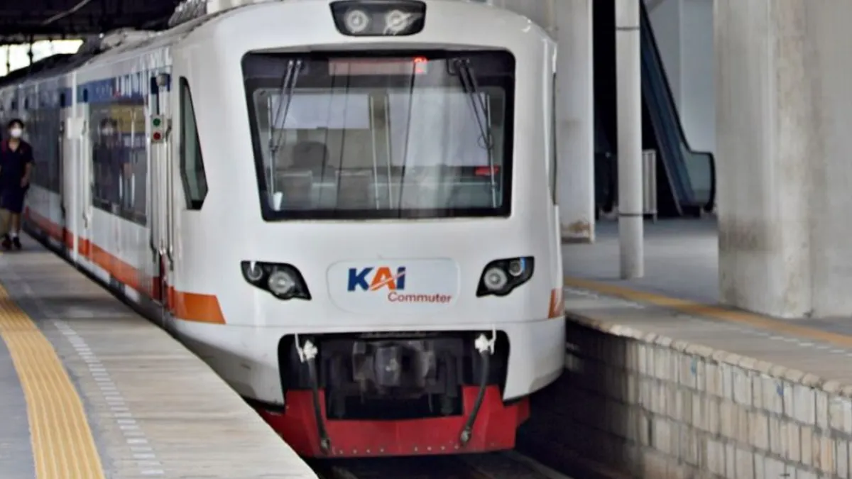 Wacana Penyesuaian Tarif KRL Berbasis NIK Tuai Protes