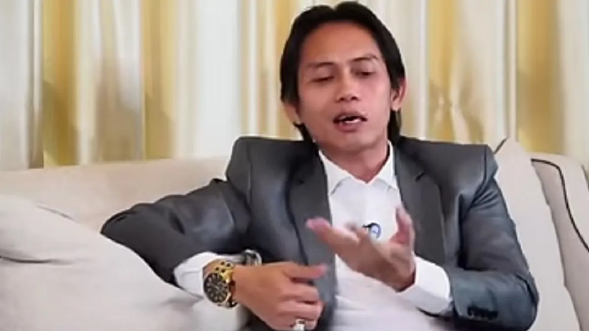 Adapun yang menjadi alasan tersebut adalah karena dalam fakta sidang nama Dani sudah disebut-sebut sebagai Aktor Intelektual.
