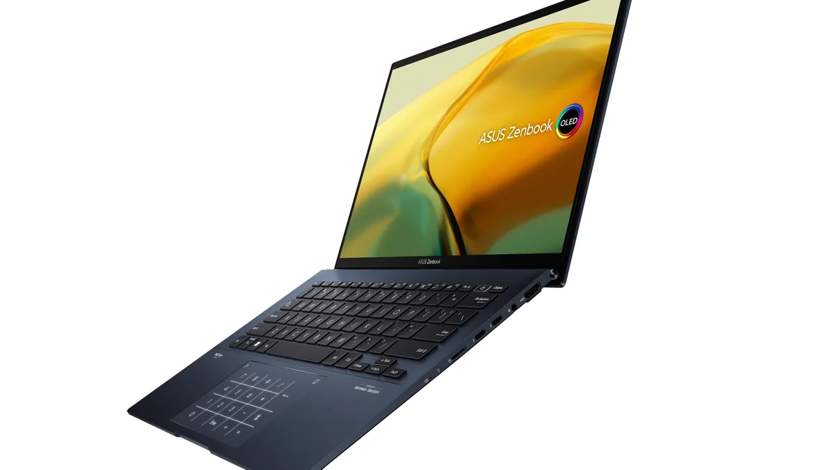 Laptop Asus Zenbook S 14 Oled dikenal menggunakan prosesor yang canggih dan cepat sehingga bisa lancar dalam penggunaannya.