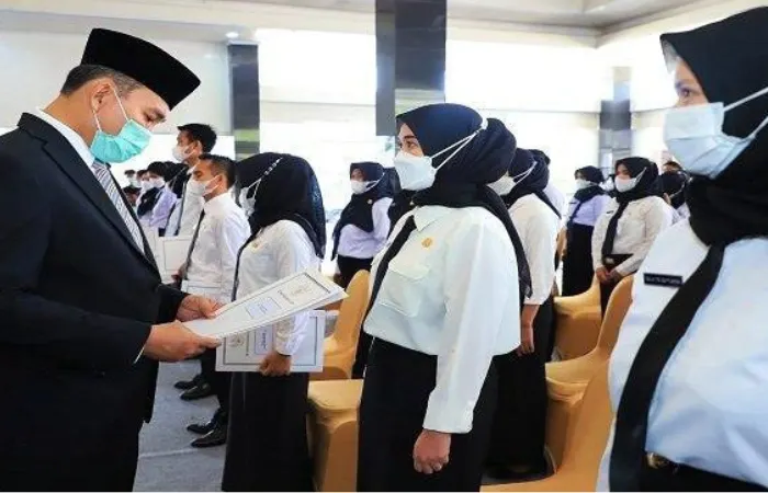 Itu tadi daftar lengkap tes SKB non CAT dalam seleksi CPNS 2024 di lingkungan Kementerian Kesehatan.