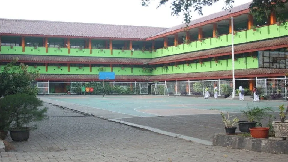 Berbagai SMK terbaik di Jakarta Timur ini berdasarkan kategori nilai IIUN tertinggi dan juga konsisten selama 6 tahun.