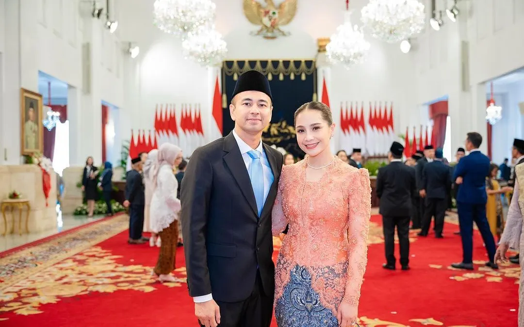 Raffi Ahmad dilantik sebagai Utusan Khusus Presiden dan siap mengabdi untuk bangsa. Gajinya mencapai Rp18,6 juta per bulan.