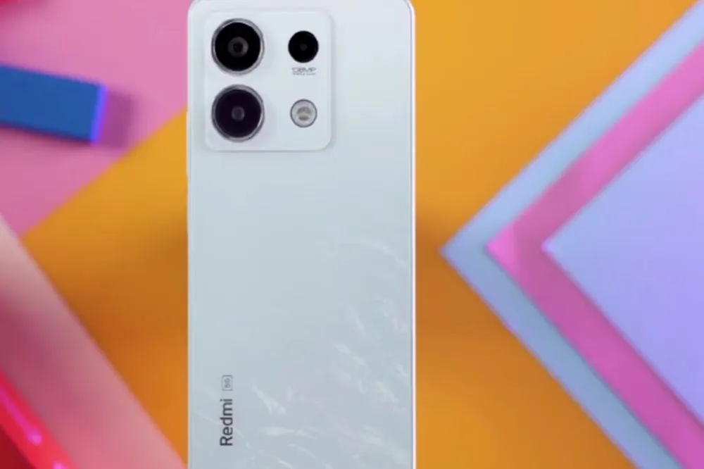 Tertarik beli HP Redmi Note 13 5G? Ayo cari tahu terlebih dahulu spesifikasi, kelebihan, dan kekurangannya dalam review kali ini.
