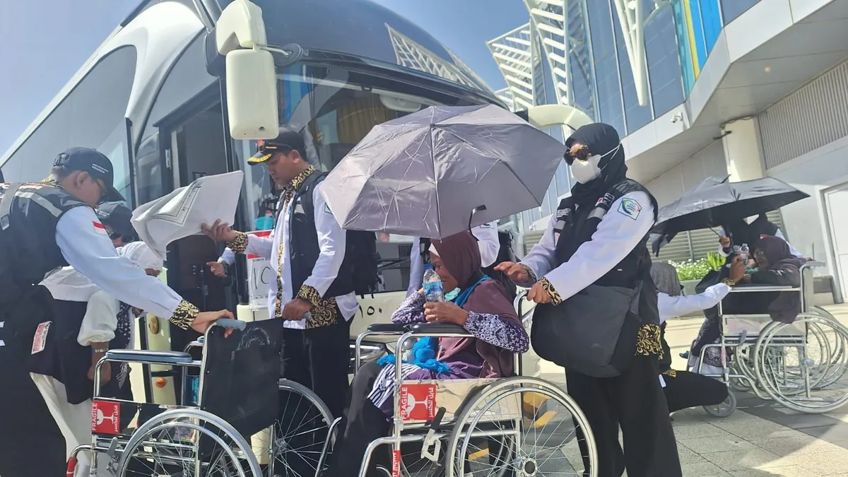 Dengan semangat dan keteguhan hati, mereka menunjukkan bahwa ibadah haji adalah impian yang dapat diraih oleh siapa pun.