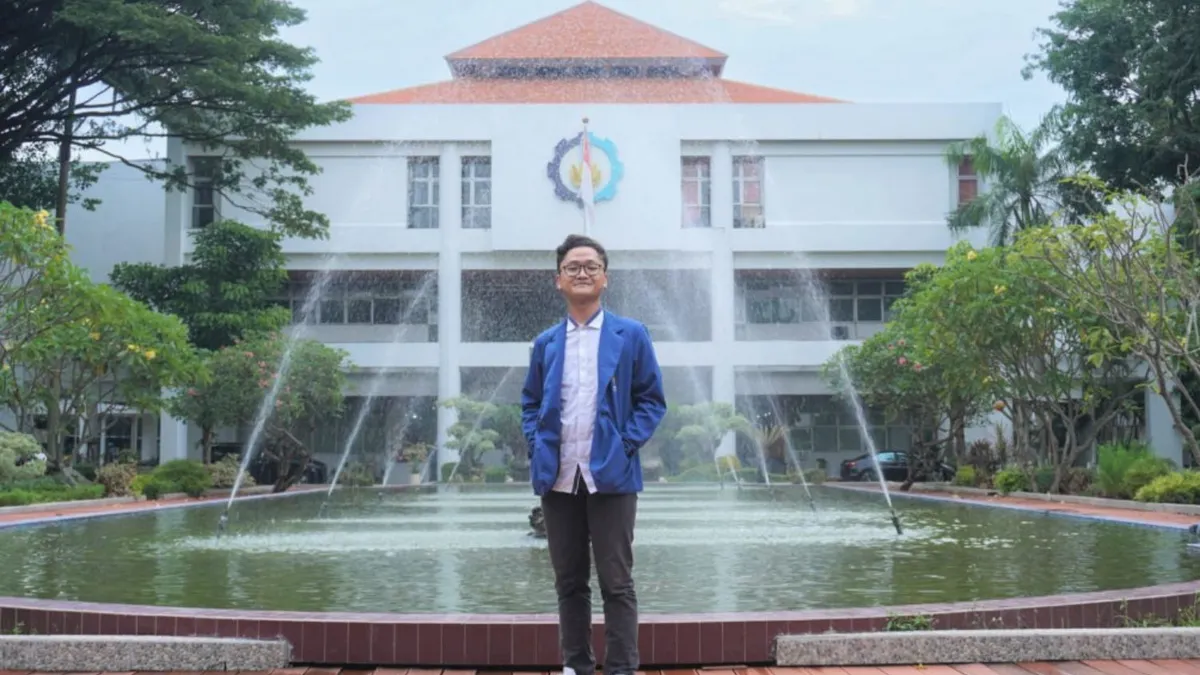Institut Teknologi Sepuluh Nopember (ITS) menjadi salah satu Perguruan Tinggi Negeri (PTN) terkemuka di Surabaya, Jawa Timur.
