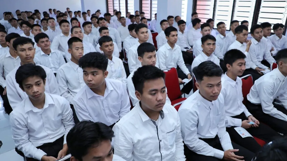 Peserta yang memilih untuk tetap mengikuti tes SKD CPNS tahun 2024 bisa melihat pengumuman pelaksanaan ujian sesuai dengan instansi yang dil