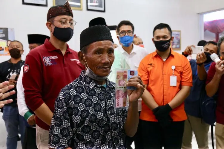 Bersamaan dengan masa pemerintahan Presiden baru Prabowo Subianto, ada mekanisme baru terkait pencairan bansos PKH dan BPNT ini.