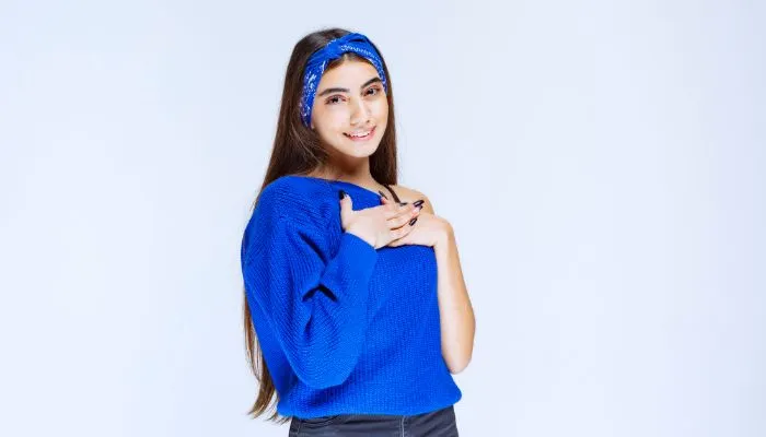 Ilustrasi 8 sifat kepribadian orang yang suka warna biru. 