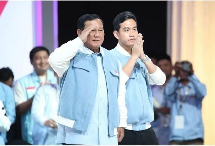 Zaken kabinet dapat diartikan kabinet yang jajaran menterinya berasal dari kalangan ahli dan bukan representasi dari suatu partai politik.