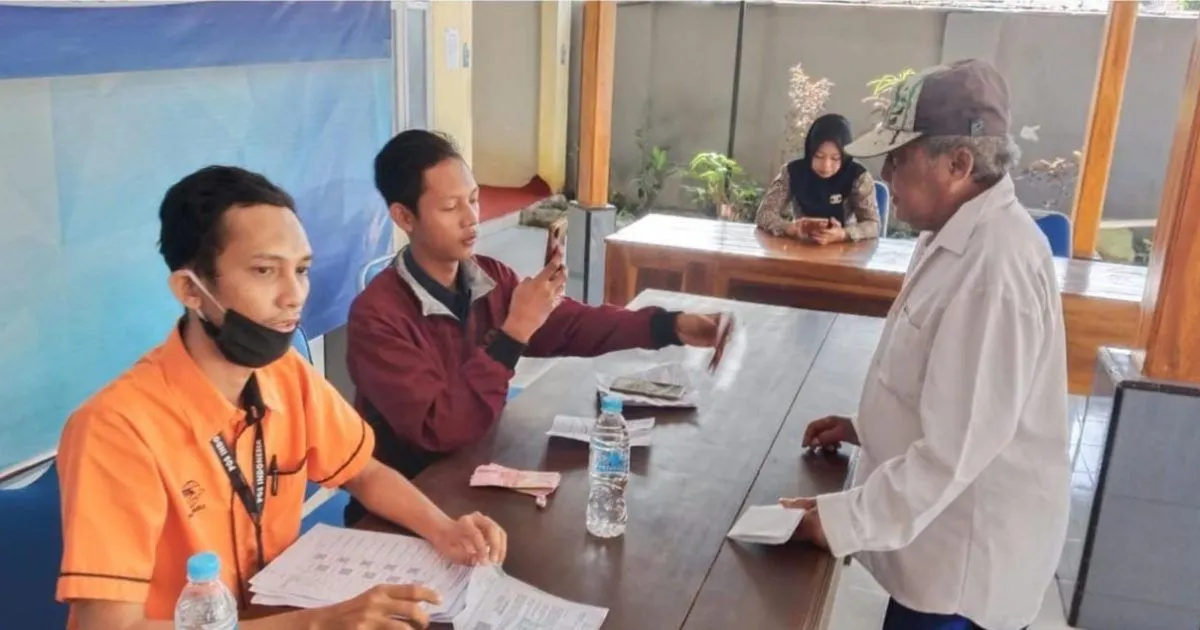 Bantuan sosial tersebut di judulnya mengandung kata Triwulan 2. Apabila diperhatikan, Mitigasi Risiko Pangan tidak menggunakan kata triwulan