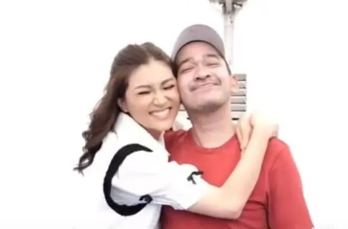 Pasangan selebriti Ruben Onsu dan Sarwendah