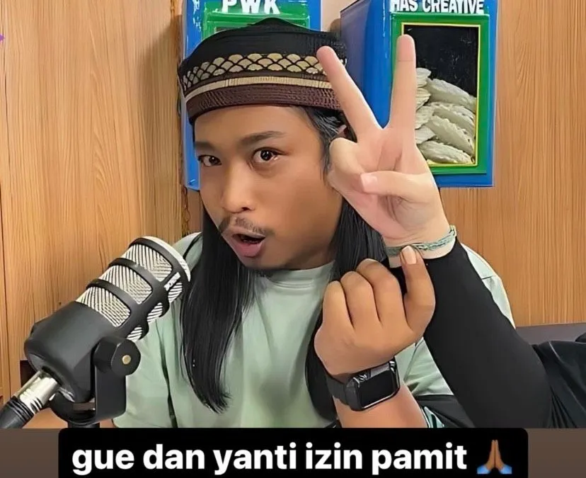 Setelah tiga tahun penuh dedikasi, Yanti dan Praz Teguh secara resmi mengucapkan perpisahan dari program PWK alias Podcast Warung Kopi.