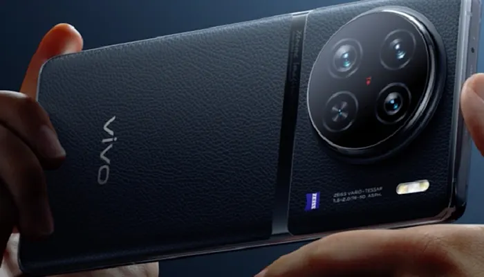 Rekomendasi Smartphone Kuat untuk Kegiatan Outdoor saat Musim Hujan