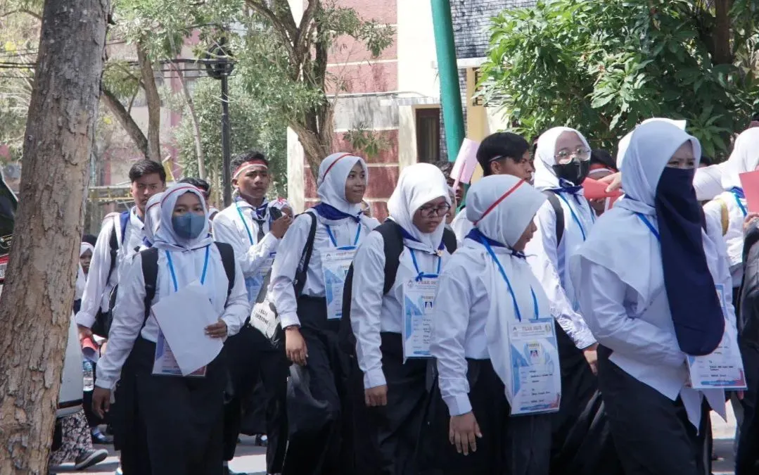 Artikel ini akan memberikan panduan langkah demi langkah tentang cara menghubungi kakak tingkat untuk kamu yang baru saja lulus SNBT 2024.
