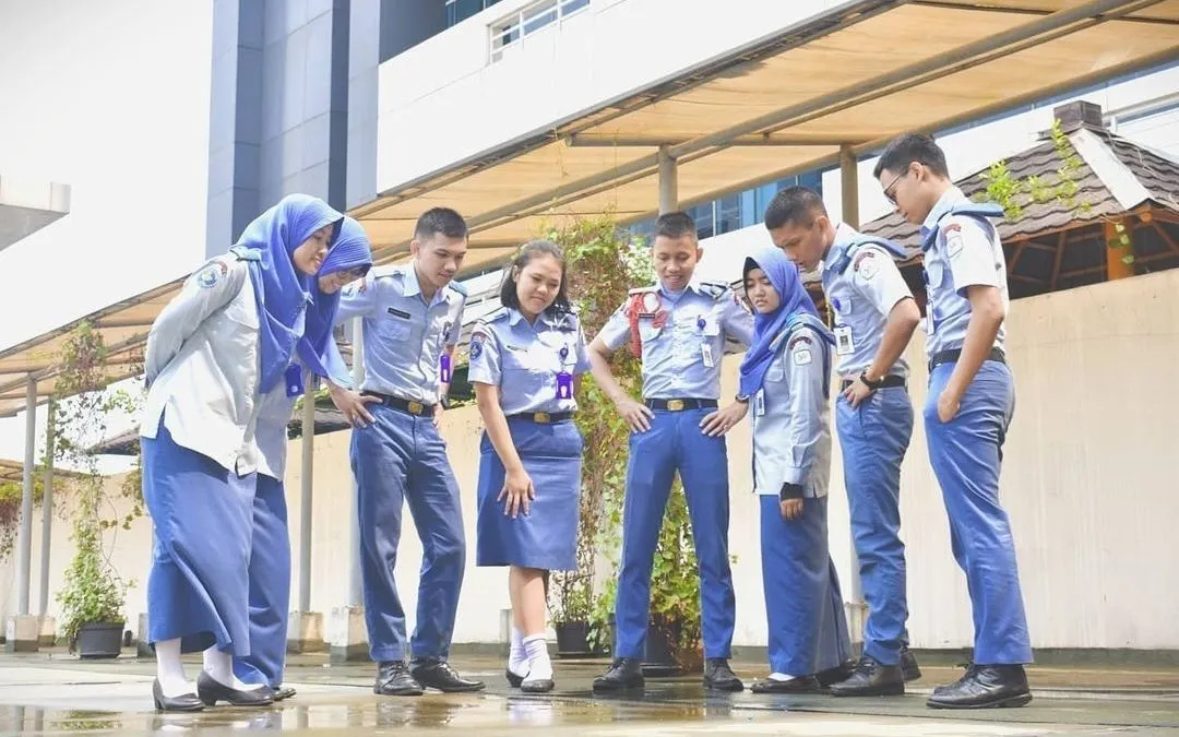 Sekolah Kedinasan