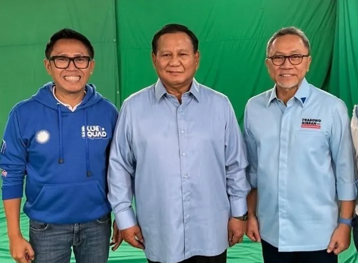 Eko Patrio Bersama Prabowo Subianto dan Zulhas (Instagram/@ekopatriosuper)