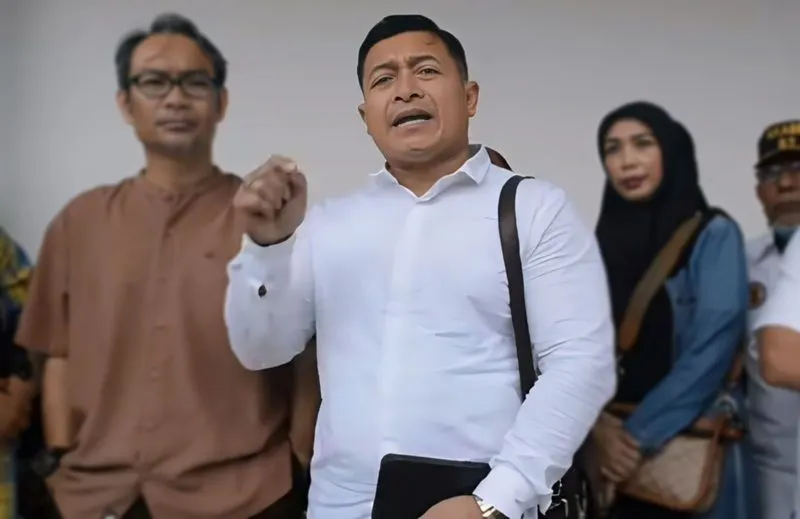 Kabar Polda Jawa Barat mangkir di sidang praperadilan Pegi Setiawan kini tengah jadi topik perbincangan hangat.