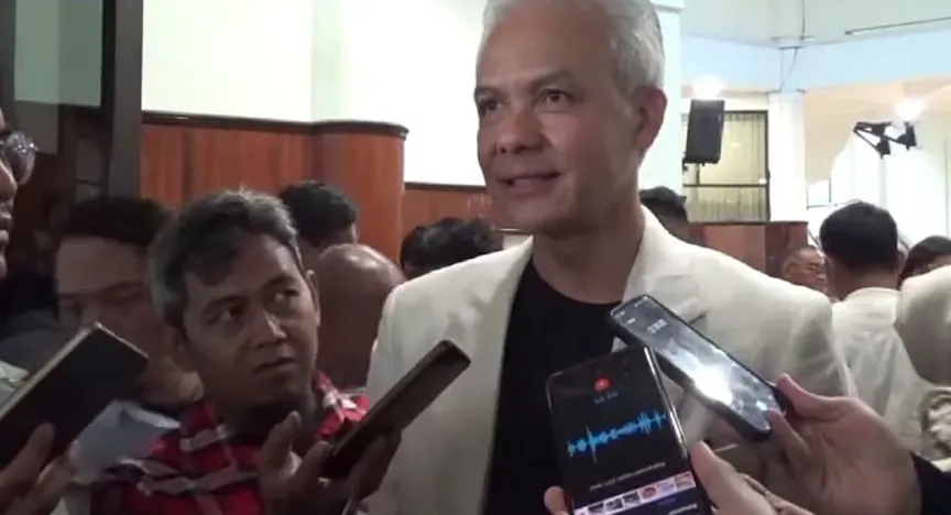 Menanggapi fenomena kotak kosong di Pilkada 2024 tersebut, Politisi PDI Perjuangan, Ganjar Pranowo ikut bersuara.