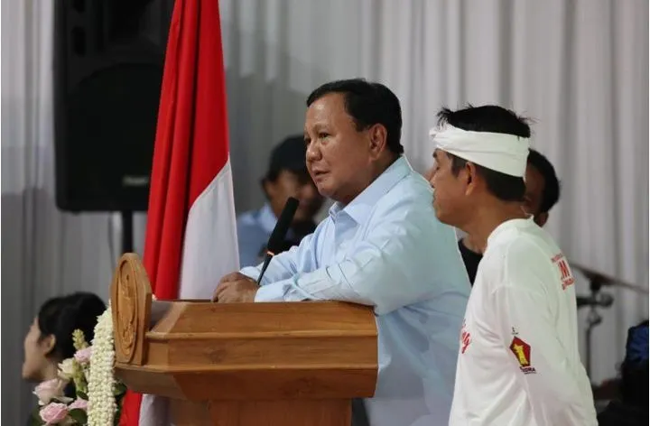 Terungkap! Prabowo disebut kecewa hingga emosi saat baca psotingan Fufufafa yang dituduh milik Gibran.
