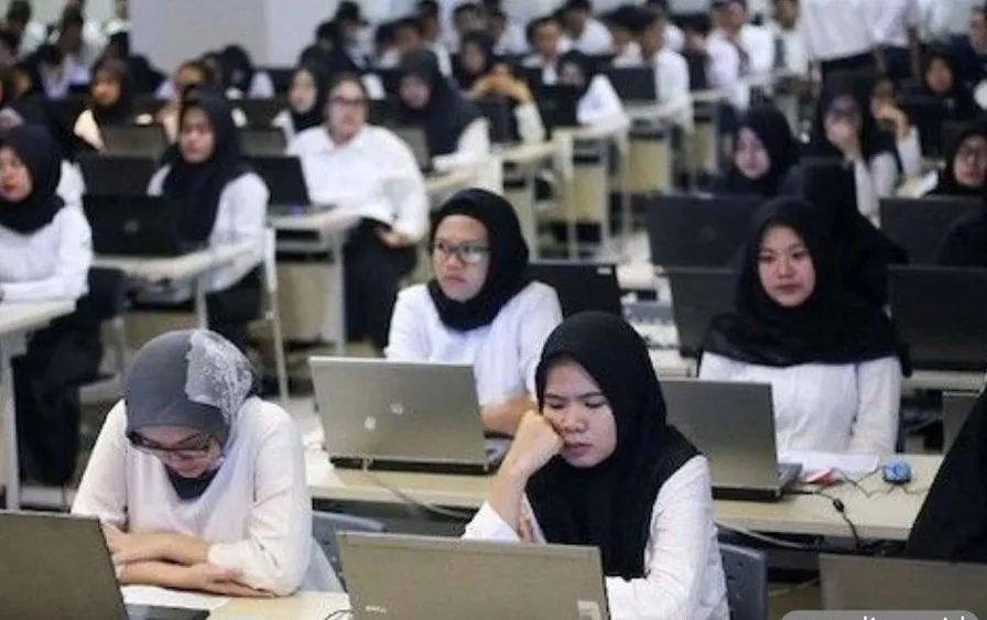 Bisa lolos passing grade saja belum cukup, pelamar wajib tahu sistem perangkingan SKD CPNS 2024 berikut ini.