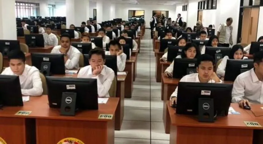 Cek ketentuan Seleksi Kompetensi Bidang (SKB) bagi peserta CPNS 2024 untuk instansi pusat dan daerah.