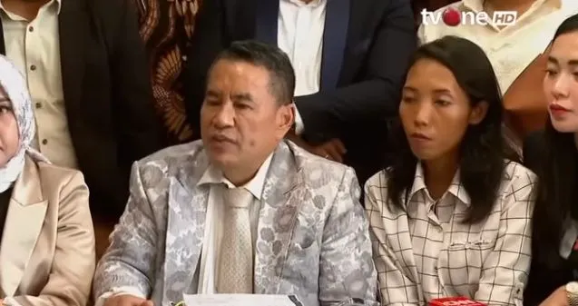 Pengacara kondang, Hotman Paris Hutapea, kembali mengemukakan pendapatnya mengenai kasus pembunuhan Vina.