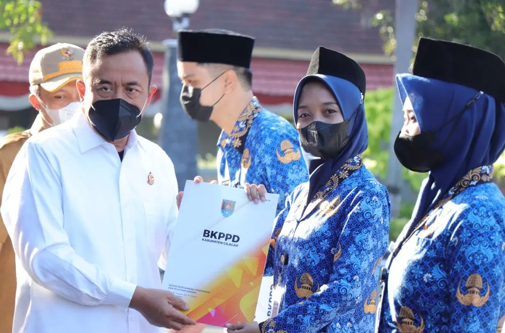Dari total formasi CASN 2024, alokasi untuk kementerian dan lembaga pemerintahan pusat sebanyak 427.650 formasi.