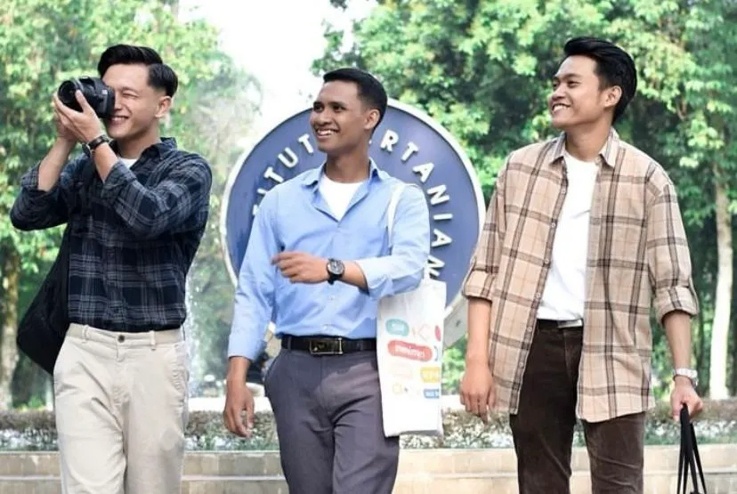 Tangkap Layar Potret Mahasiswa IPB University yang merupakan universitas terbaik di Bogor menurut EduRank 2024