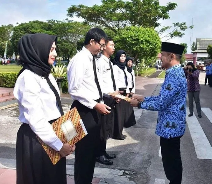 Ilustrasi. Formasi yang dibuka pada seleksi CPNS 2024 ini dapat dilamar bagi seluruh fresh graduate mulai dari lulusan SMA/SMA hingga sarjana.