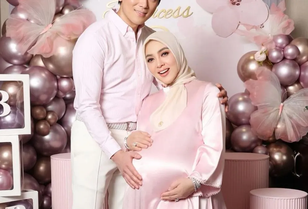 Reino Barrack dan Syahrini kini miliki buah hati perempuan