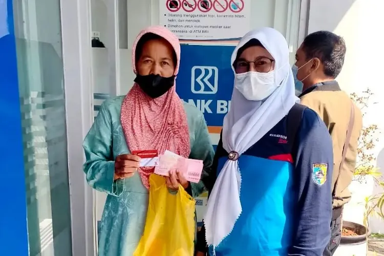Sejumlah penerima manfaat melaporkan bahwa status SP2D telah muncul, yang berarti proses pencairan sudah mendekati akhir.