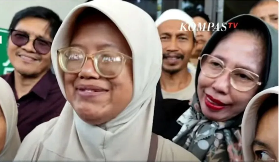 Kakak salah satu terpidana, Aminah, memberikan tanggapan dan harapannya dalam proses pendaftaran serta sidang PK nanti.