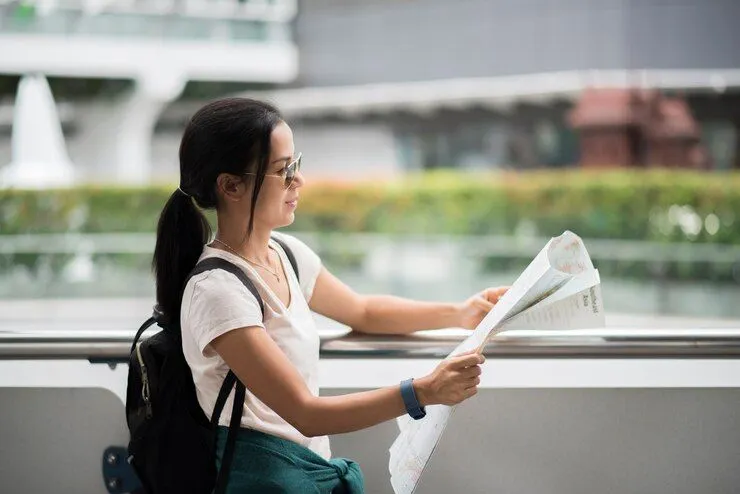 Karena kamu bisa mendapatkan beragam ilmu melalui jurusan kuliah yang kamu ambil dan masih tetap bisa melakukan traveling.