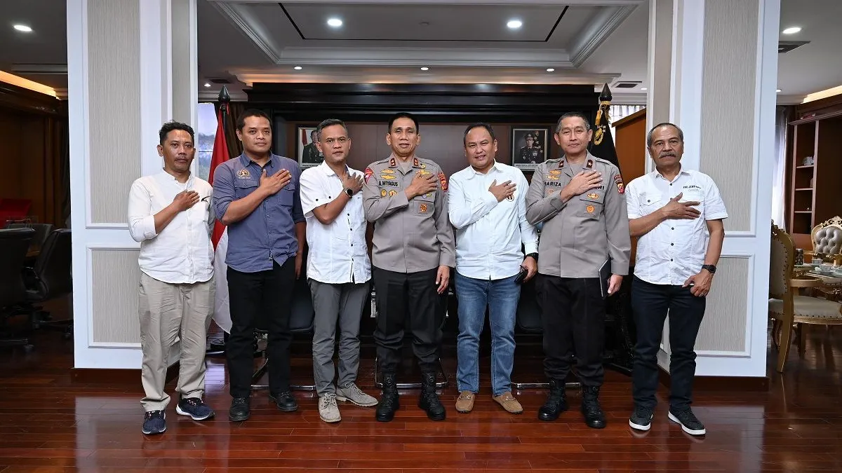 Kepala Kepolisian Daerah Jawa Barat, Irjen Pol Akhmad Wiyagus mendukung penuh kontingen PWI Jawa Barat untuk berlaga pada Pekan Olahraga Wartawan Nasional (Porwanas) 2024 Banjarmasin Kalimantan Selatan.