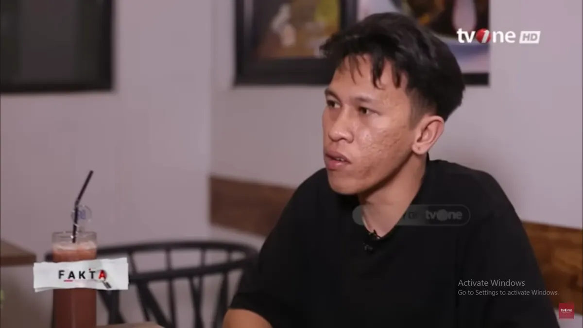 Teman almarhum Eky yakni Fransiskus Marbun mengatakan bahwa Eky sering mengkonsumsi miras dan obat-obatan terlarang.