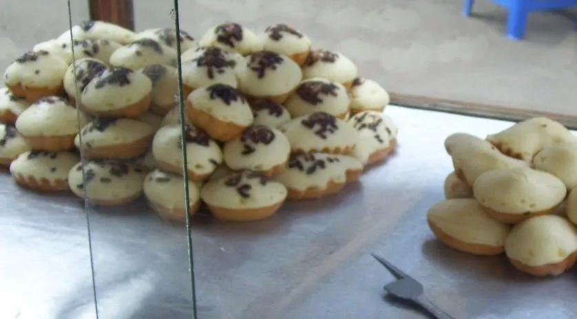 Kue Cubit | Tidak hanya sebagai pengisi waktu luang, jajanan ini seringkali menjadi bagian penting dari rutinitas anak-anak.