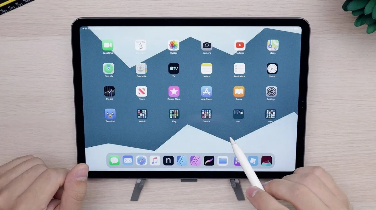 iPad Pro 11 | Lantas, apakah iPad ini lebih unggul daripada Android Tablet atau justru sebaliknya Android Tablet lebih unggul dari iPad
