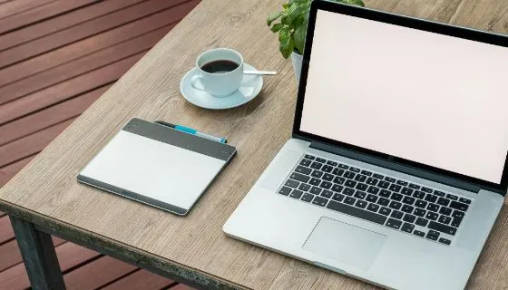 Ilustrasi laptop tipis dan ringan dengan performa terbaik.