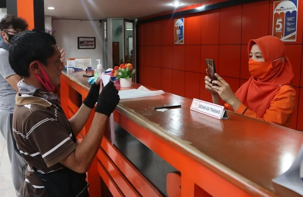 Ada 2 bansos tahap 4 mulai dicairkan, ada surat undangan dibagikan dan bagi KPM golongan ini diminta untuk segera mengecek kartu ATM.