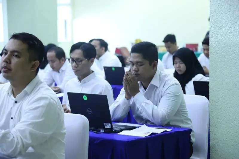 Pengumuman hasil seleksi administrasi PPPK 2024 periode atau tahap 1 tentu saja sudah sangat ditunggu-tunggu oleh para honorer atau pelamar.